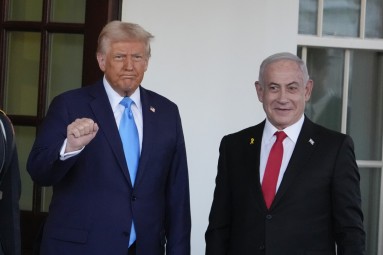 Donald Trump accoglie Benjamin Netanyahu alla Casa bianca